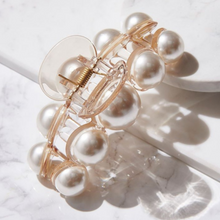 Load image into Gallery viewer, CHRISTY PEARL CLAW