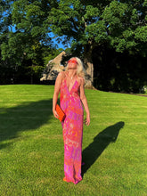 Load image into Gallery viewer, LILA SILKY PAISLEY PATTERN MAXI DRESS
