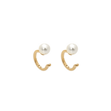 Load image into Gallery viewer, KENNEDY PEARL EAR CUFFS
