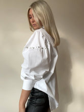 Load image into Gallery viewer, IVANKA EMBELLISHED PEARL SHIRT
